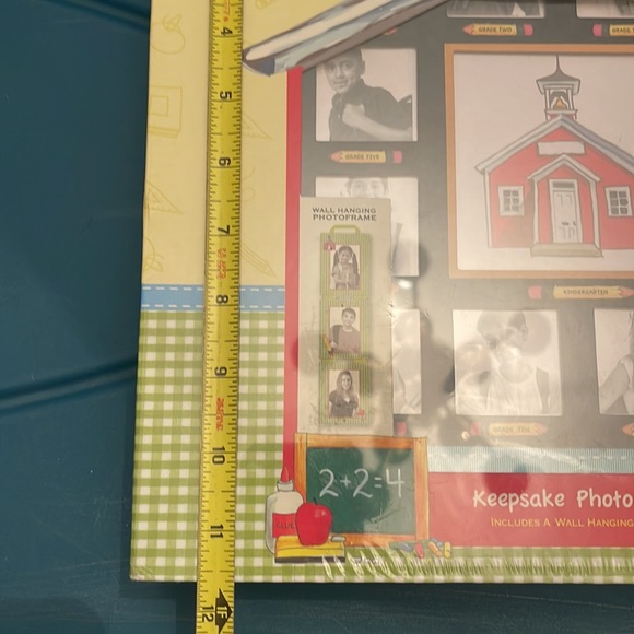 Keep take photo album and journal, school memories - Picture 9 of 10